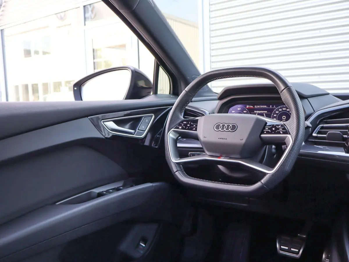 35 170pk S edition 55 kWh | Apple Carplay/Android Auto | Voorstoelen Verwarmd | Achteruitrijcamera | Adaptive Cruise | Matrix LED | Waterpomp
