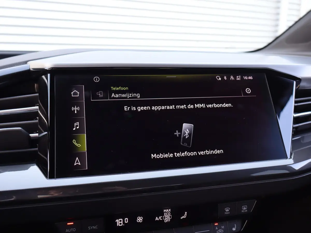 35 170pk S edition 55 kWh | Apple Carplay/Android Auto | Voorstoelen Verwarmd | Achteruitrijcamera | Adaptive Cruise | Matrix LED | Waterpomp