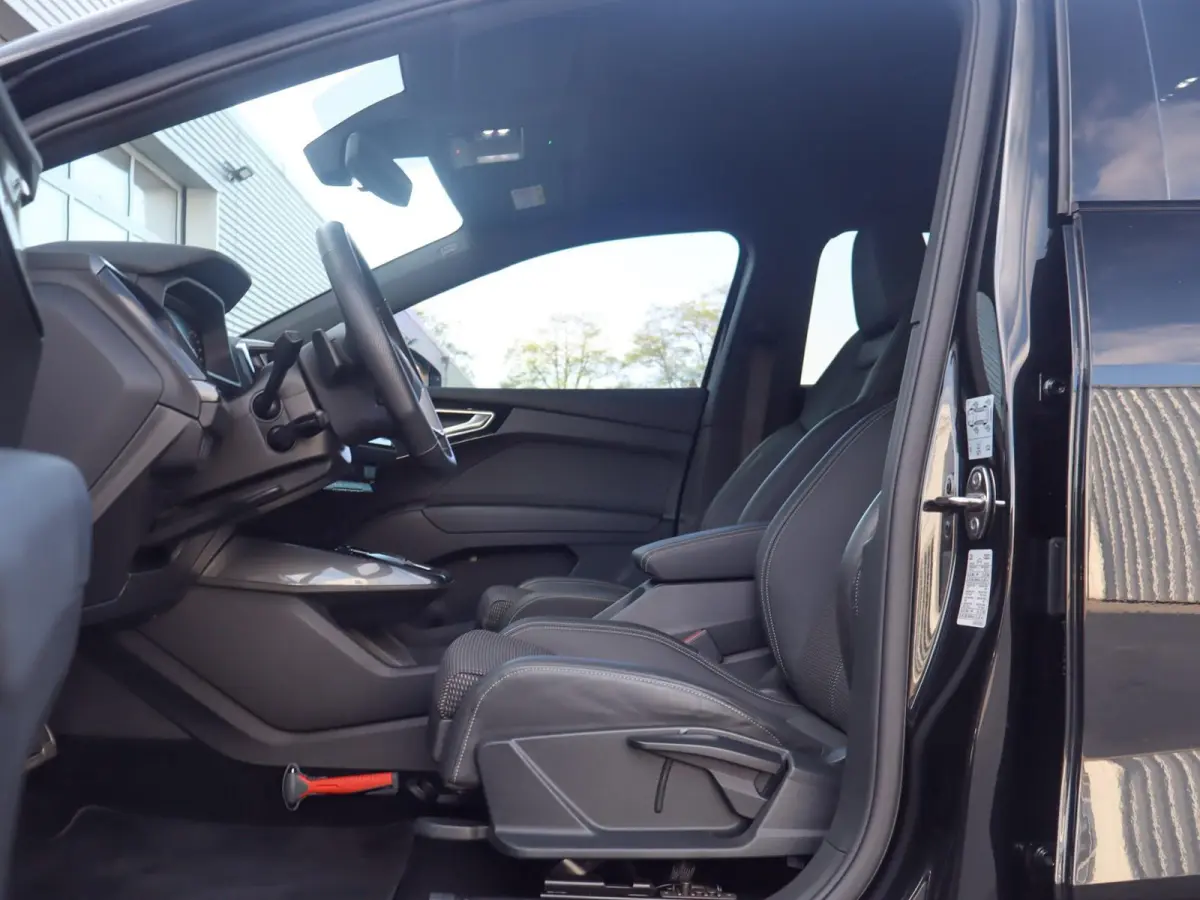 35 170pk S edition 55 kWh | Apple Carplay/Android Auto | Voorstoelen Verwarmd | Achteruitrijcamera | Adaptive Cruise | Matrix LED | Waterpomp