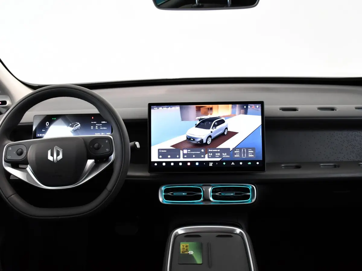 Design ProMax 67.1 kWh | Apple Carplay/Android Auto | Camera | November leveren