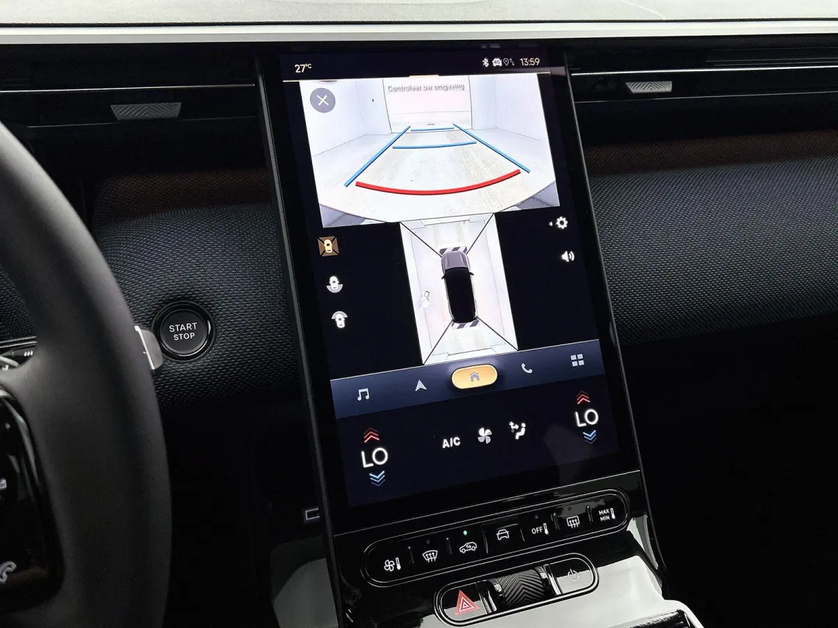 SUV Business Comfort Range 73 kWh 210pk | DEMO | Navigatie | 360° Camera | Handsfree achterklep | Adaptieve Cruise Control | Climate Control | Parkeersensoren v+a | Head-up display | LED ko