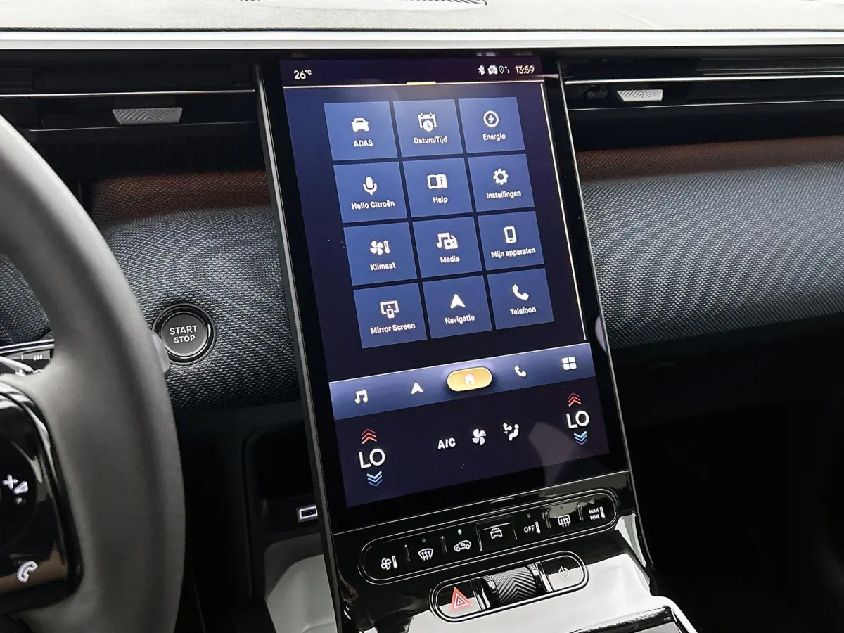 SUV Business Comfort Range 73 kWh 210pk | DEMO | Navigatie | 360° Camera | Handsfree achterklep | Adaptieve Cruise Control | Climate Control | Parkeersensoren v+a | Head-up display | LED ko