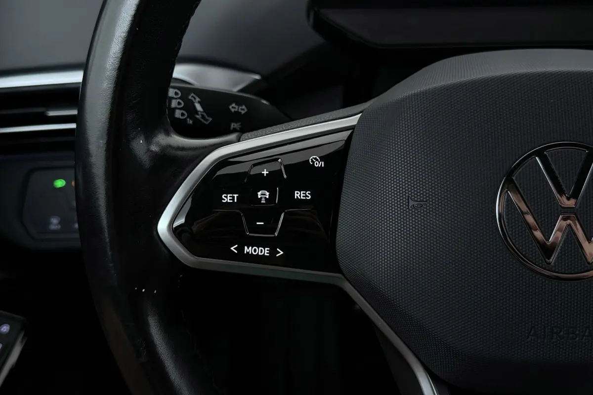 First 77 kWh | Uitklap Trekhaak | SOH 91% | Camera | Adap. Cruise | CarPlay |