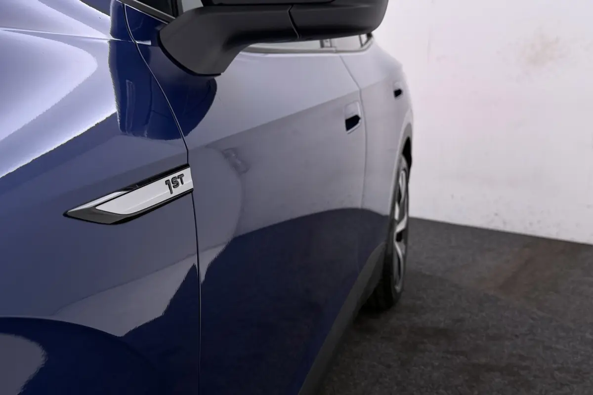 First 77 kWh | Uitklap Trekhaak | SOH 91% | Camera | Adap. Cruise | CarPlay |