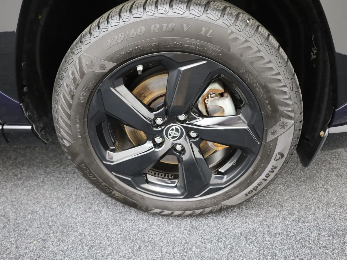 2.5 Hybrid AWD Bi-Tone | Trekhaak afnb. | Elk. A-klep | Stuur & Stoel verw. | Keyless | Prijs Rijklaar!!