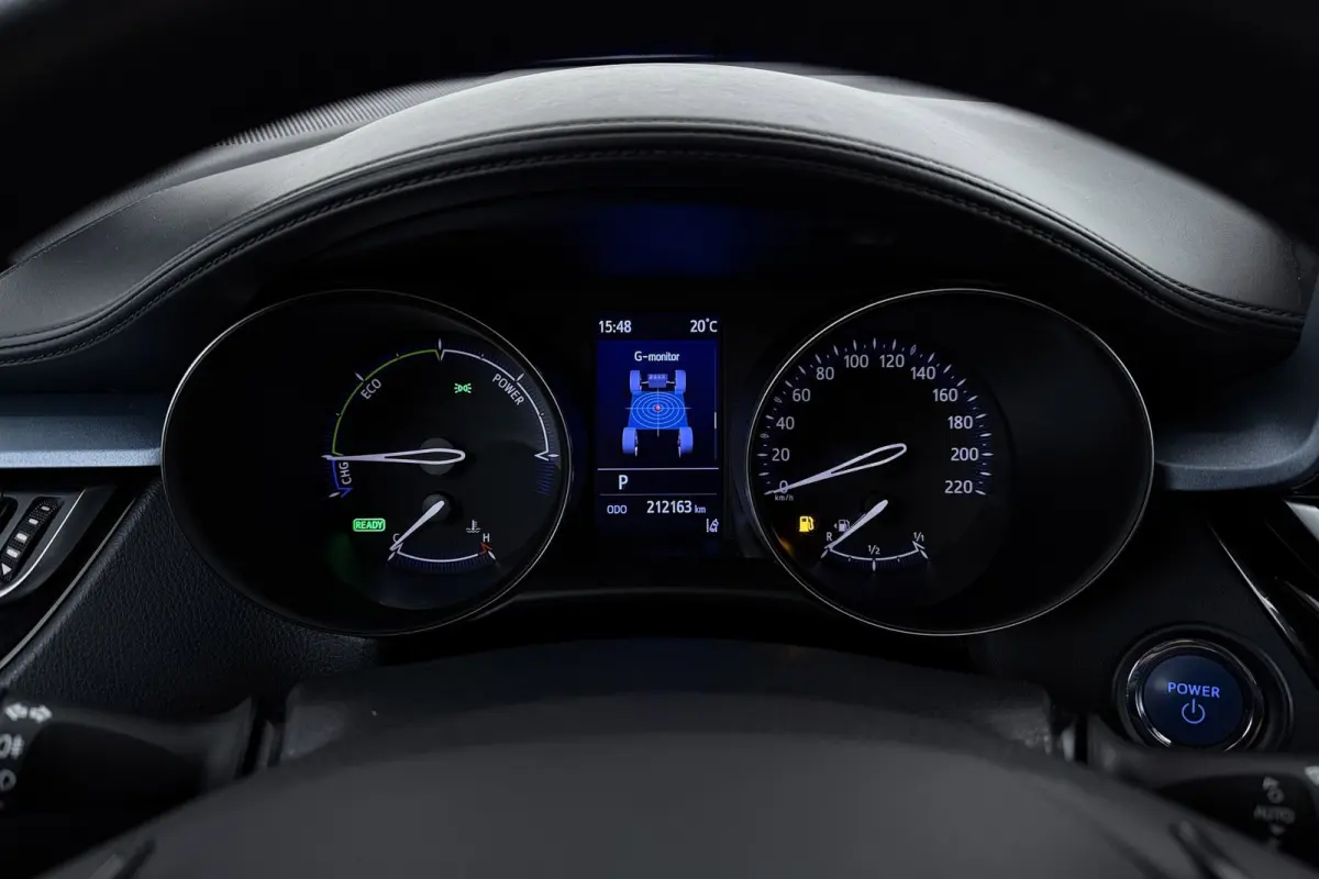 2.0 Hybrid Business Plus | Camera | Keyless | LED | Volledig Ond. | CarPlay | Stoelverwarming |