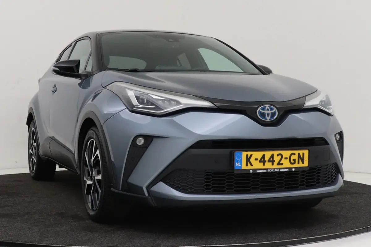 2.0 Hybrid Business Plus | Camera | Keyless | LED | Volledig Ond. | CarPlay | Stoelverwarming |