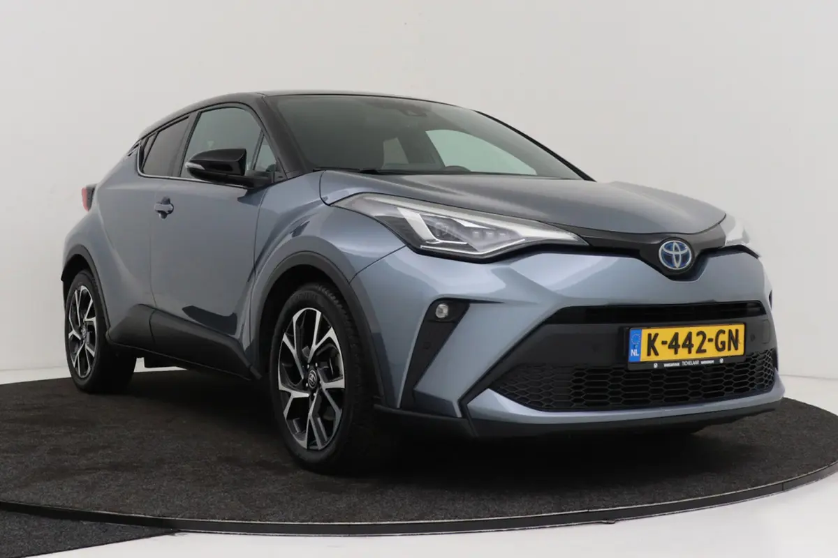 2.0 Hybrid Business Plus | Camera | Keyless | LED | Volledig Ond. | CarPlay | Stoelverwarming |