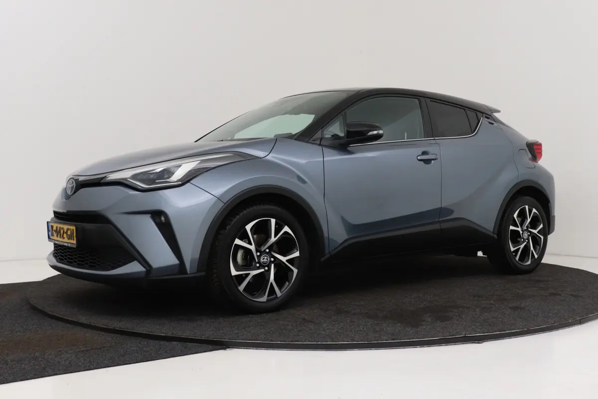 2.0 Hybrid Business Plus | Camera | Keyless | LED | Volledig Ond. | CarPlay | Stoelverwarming |