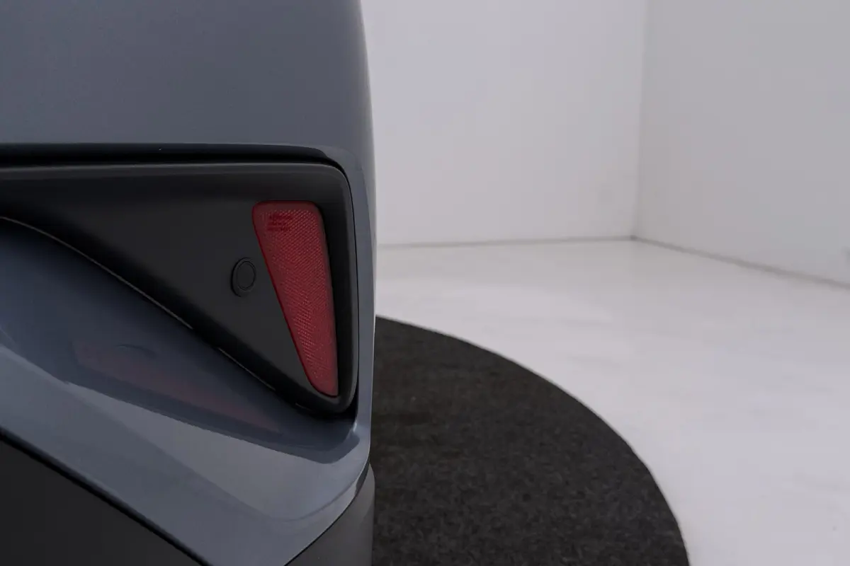 2.0 Hybrid Business Plus | Camera | Keyless | LED | Volledig Ond. | CarPlay | Stoelverwarming |