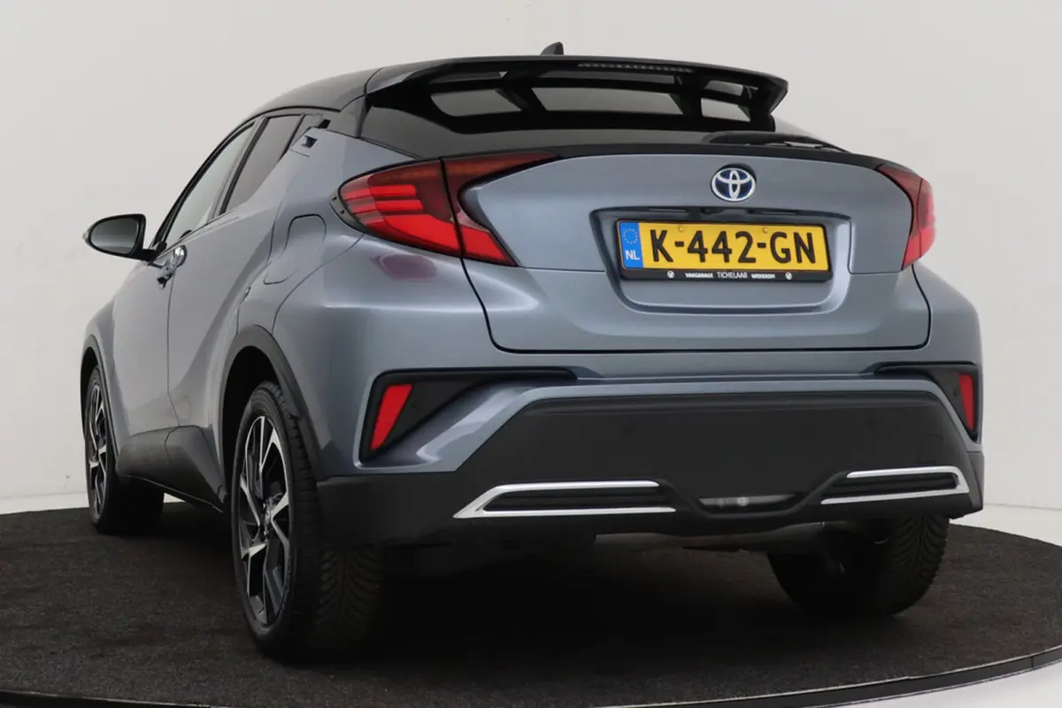 2.0 Hybrid Business Plus | Camera | Keyless | LED | Volledig Ond. | CarPlay | Stoelverwarming |