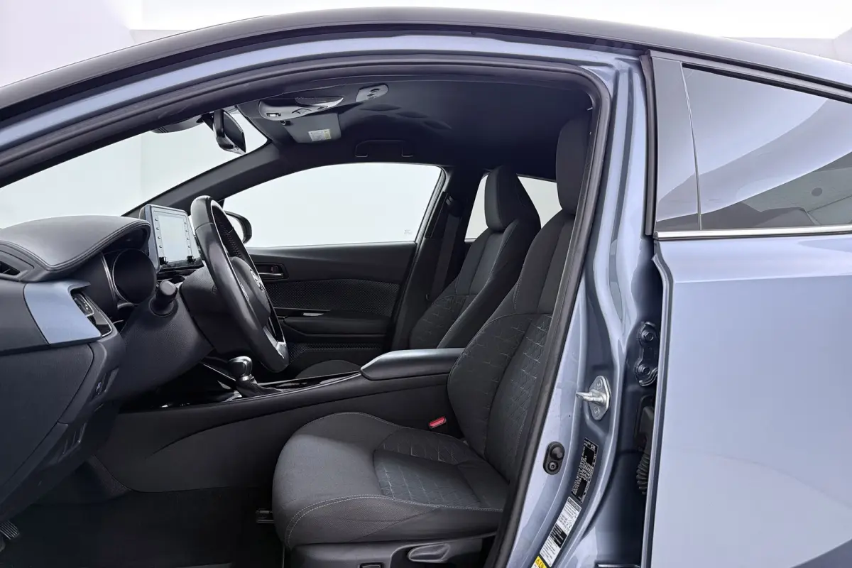 2.0 Hybrid Business Plus | Camera | Keyless | LED | Volledig Ond. | CarPlay | Stoelverwarming |