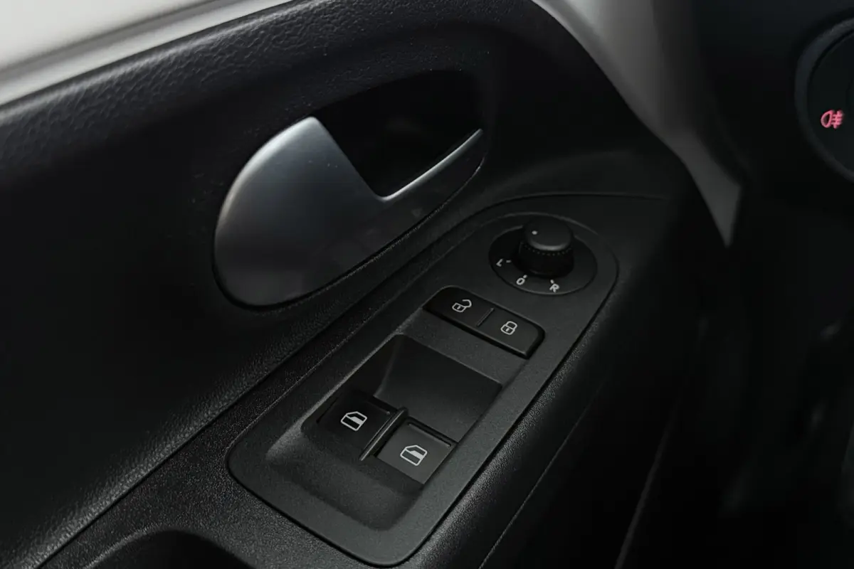 Up! 1.0 BMT move up! | Org NL | 65.000 KM!! | Airco | Navigatie Via Telefoon | Bluetooth |