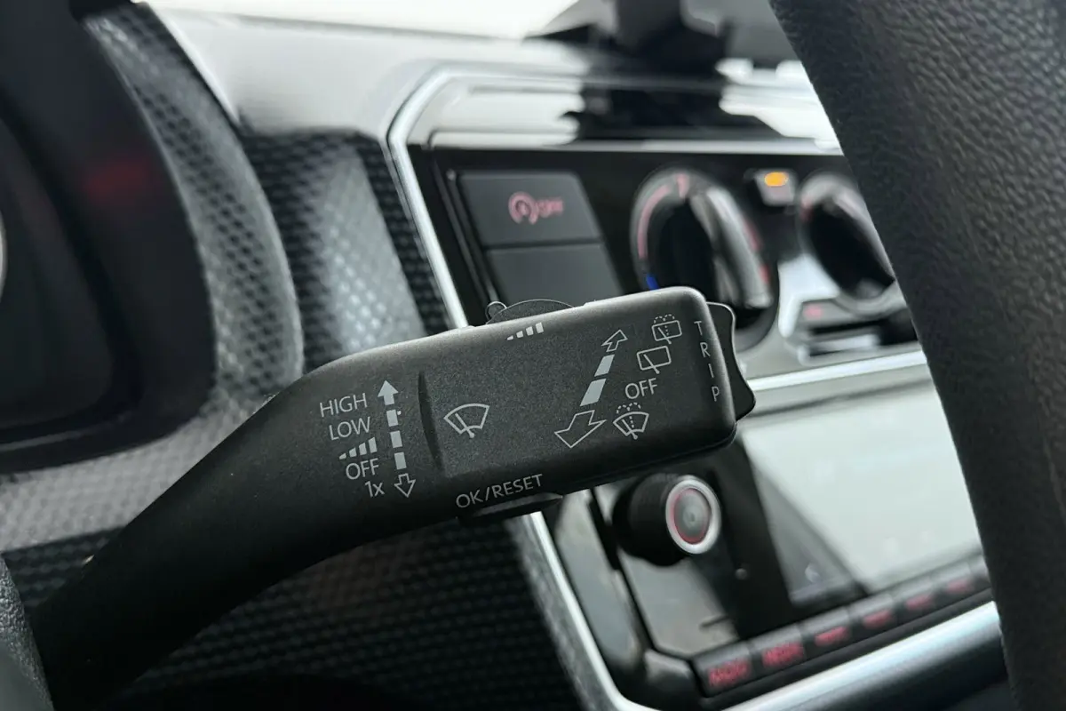 Up! 1.0 BMT move up! | Org NL | 65.000 KM!! | Airco | Navigatie Via Telefoon | Bluetooth |
