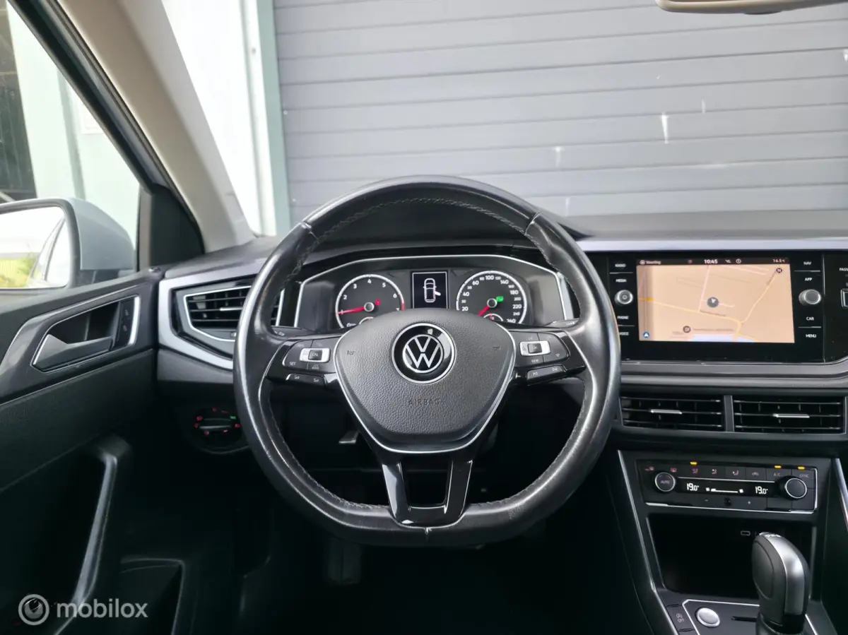 1.0 TSI R-line / Navi / Carplay / Camera