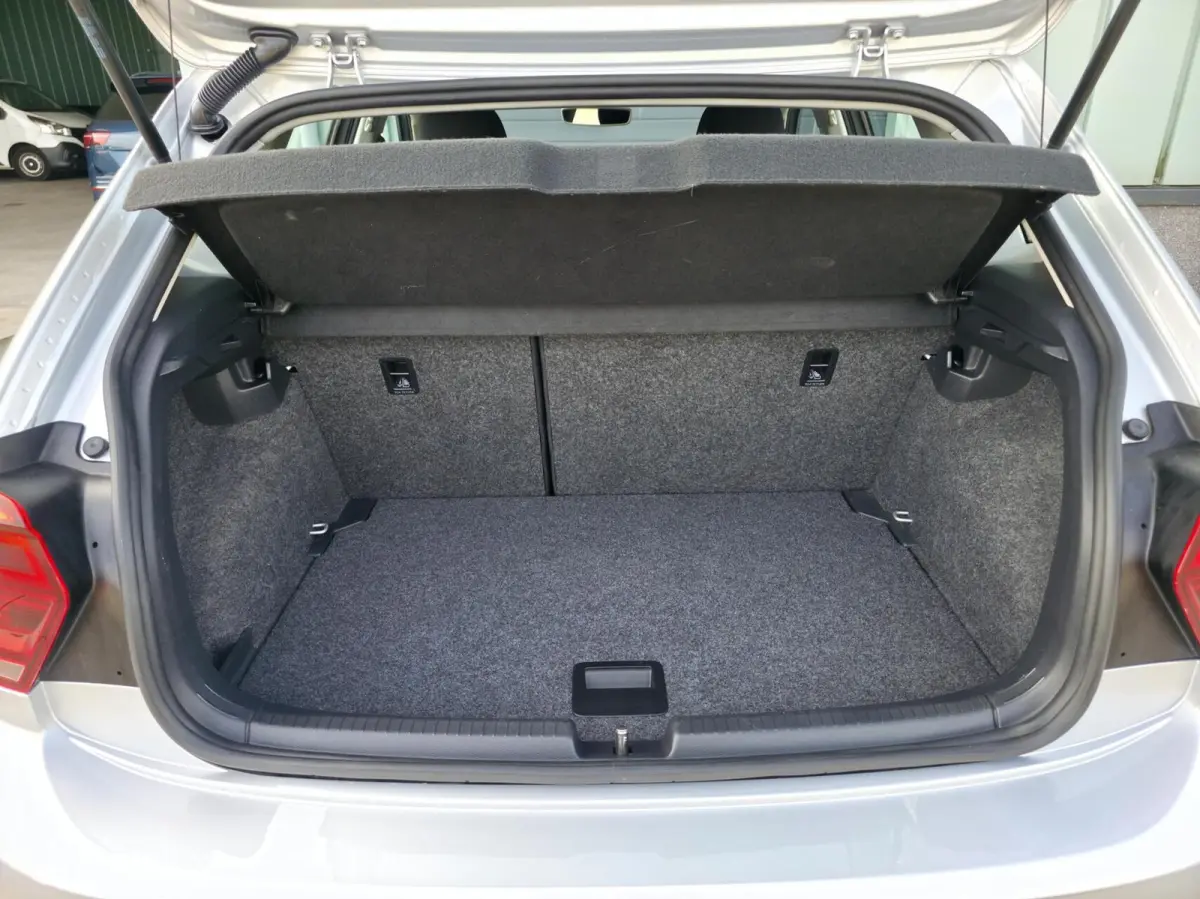 1.0 TSI R-line / Navi / Carplay / Camera