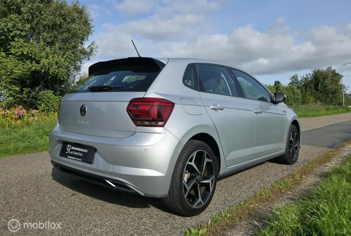 1.0 TSI R-line / Navi / Carplay / Camera