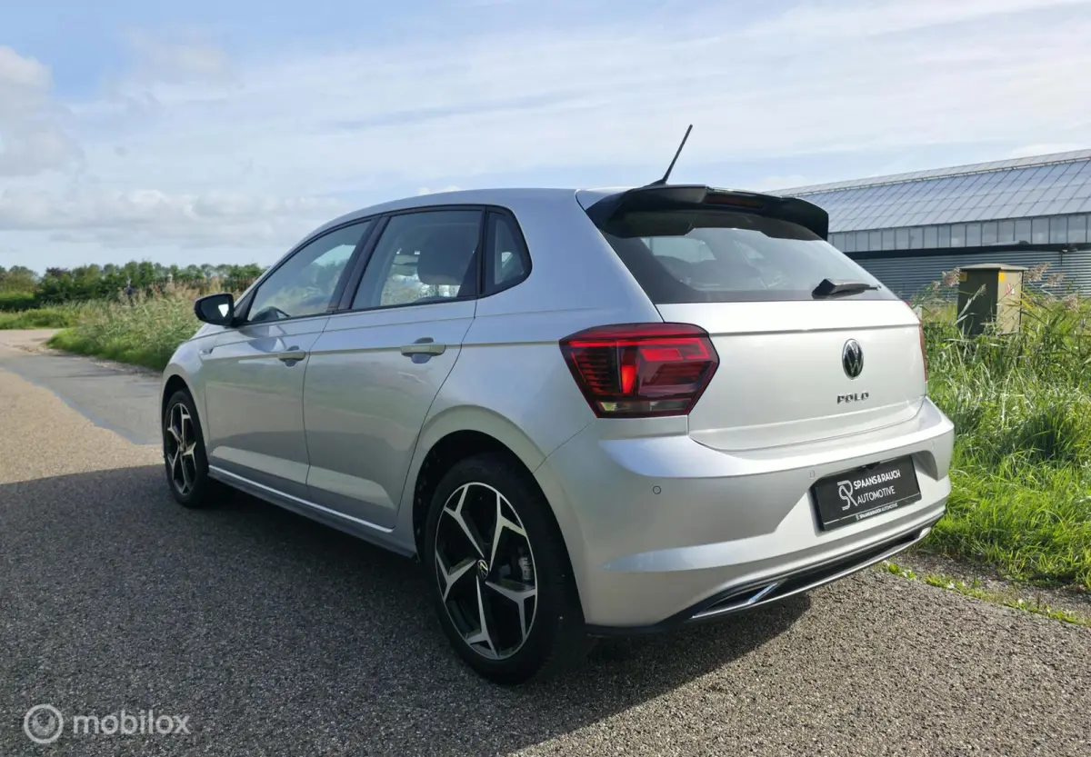 1.0 TSI R-line / Navi / Carplay / Camera