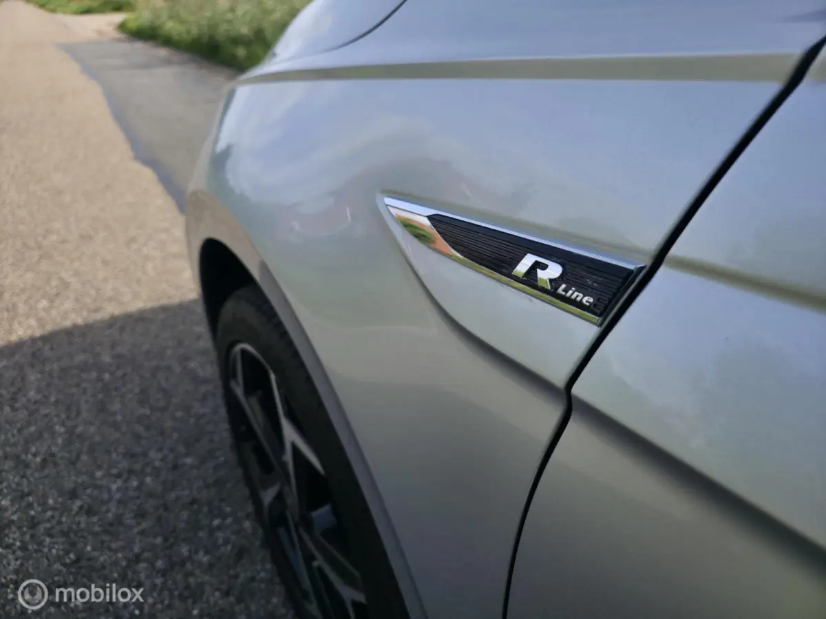 1.0 TSI R-line / Navi / Carplay / Camera