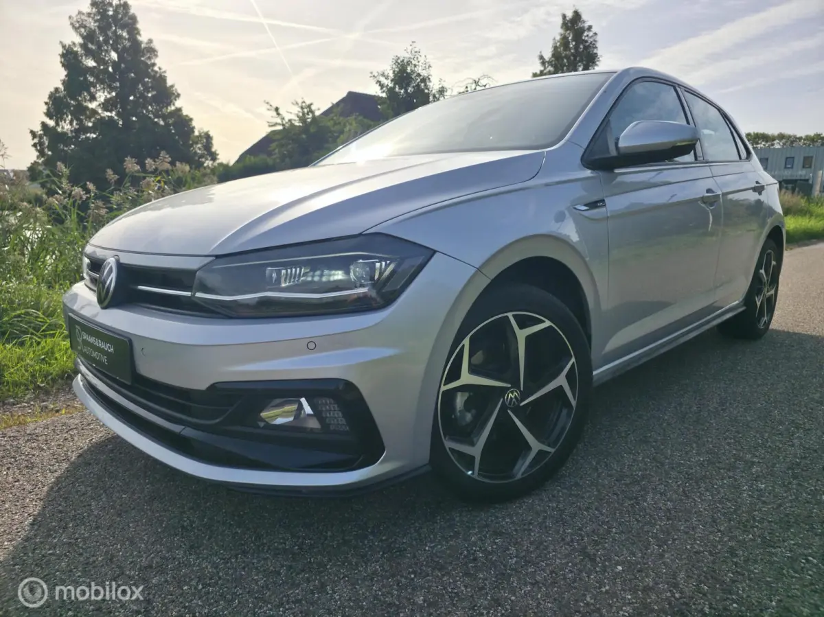 1.0 TSI R-line / Navi / Carplay / Camera