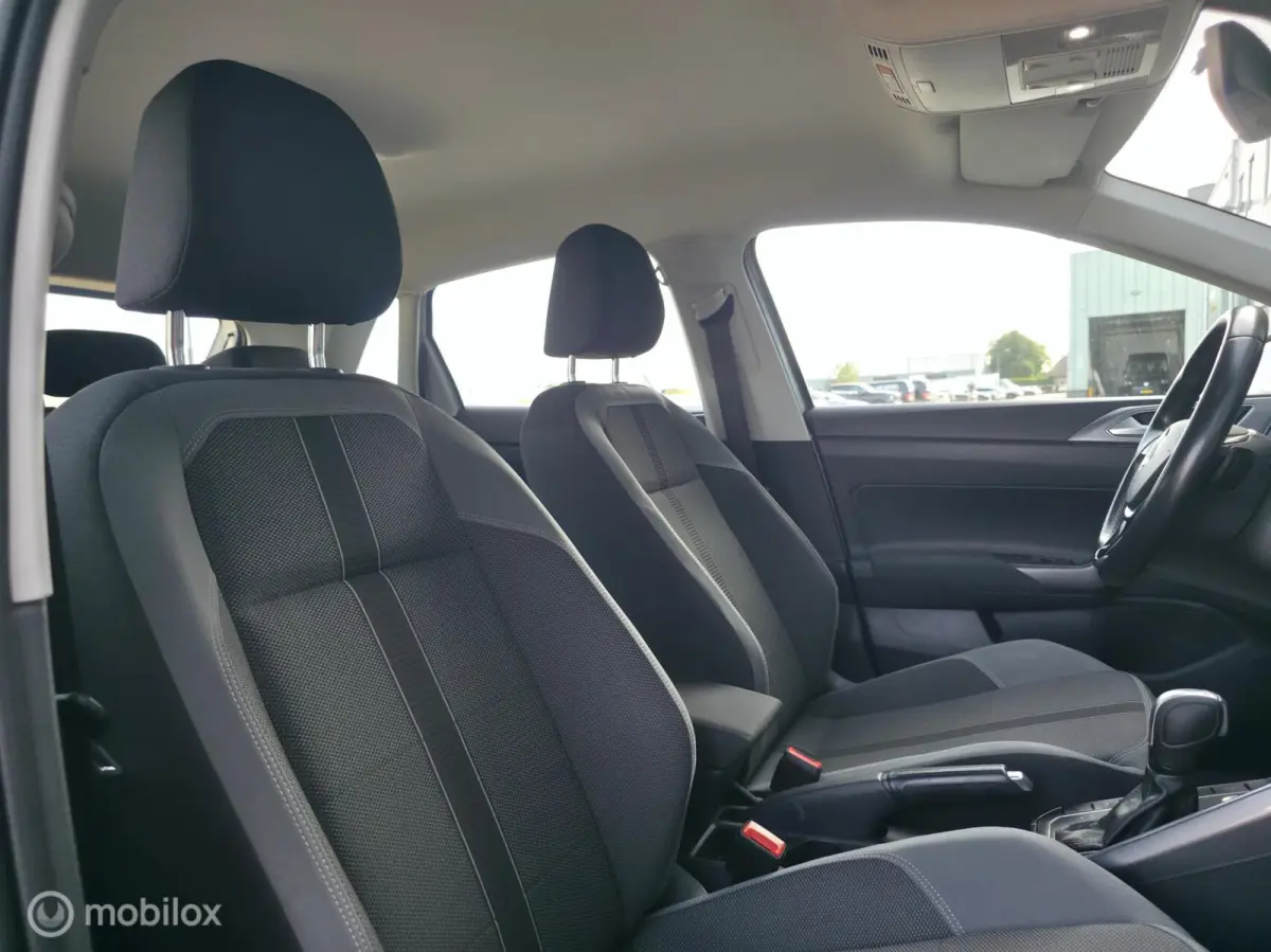 1.0 TSI R-line / Navi / Carplay / Camera