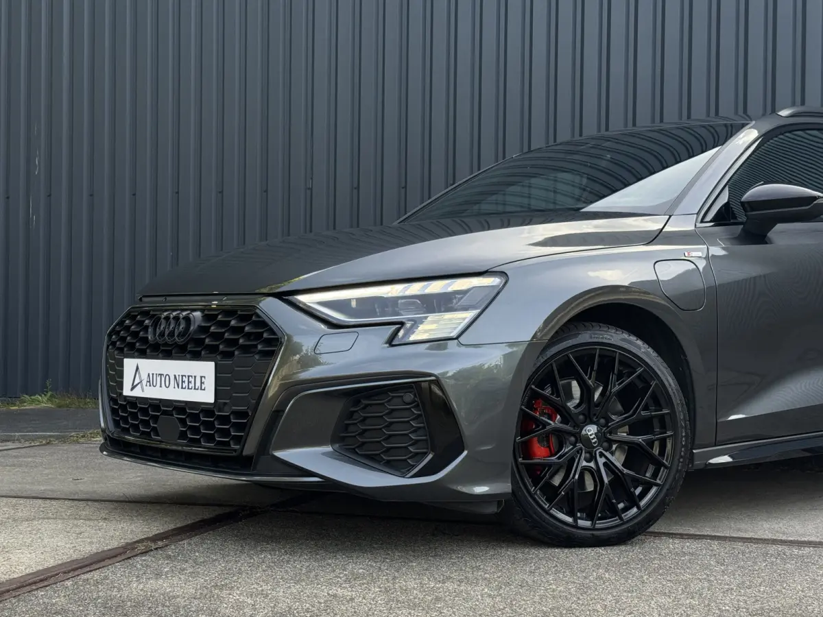 40 TFSI PHEV S Line 204 pk Dealeronderhouden