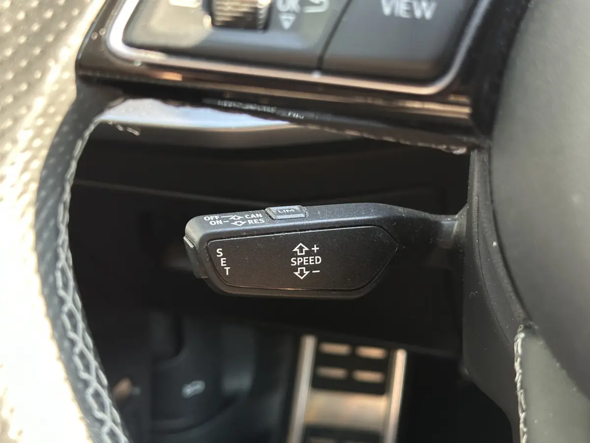 40 TFSI PHEV S Line 204 pk Dealeronderhouden