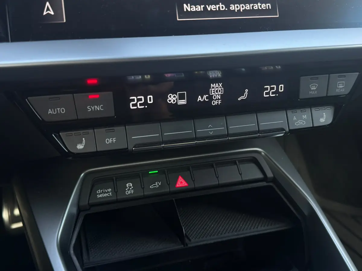40 TFSI PHEV S Line 204 pk Dealeronderhouden