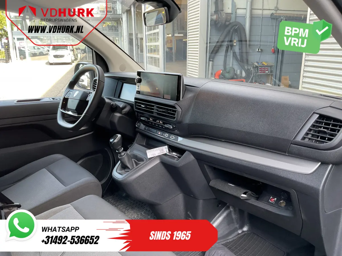 2.0 HDi 145 pk DC Dubbel Cabine LED/ Carplay/ 2x Schuifdeur/ Virtual Cockpit/ Keyless/ Climate/ Camera/ 17’LMV/ PDC/ Afn.Trekhaak