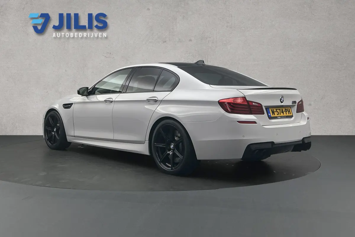 M5 Competition Package | Lederen bekleding | Schuifdak | Camera