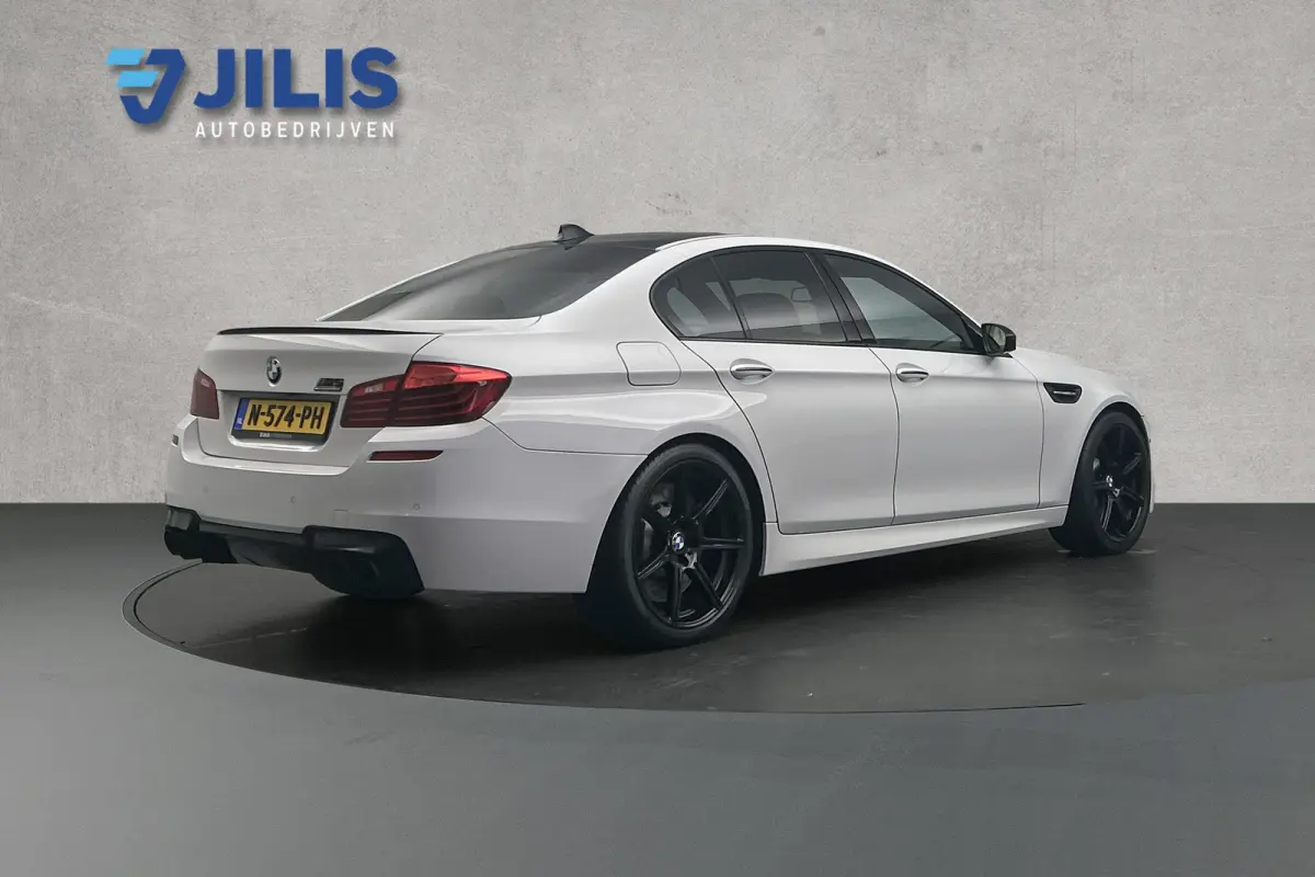M5 Competition Package | Lederen bekleding | Schuifdak | Camera