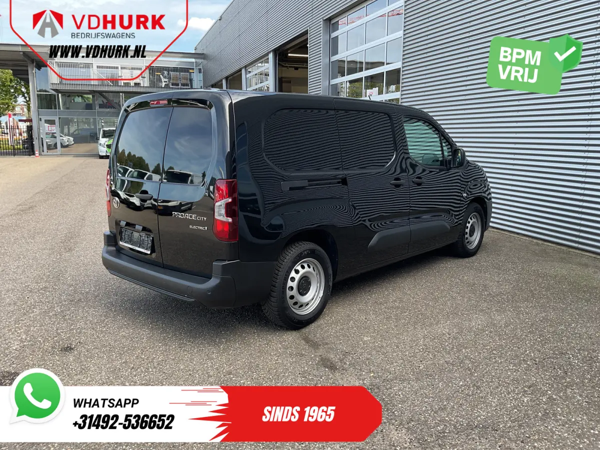 e-ProAce 50 kWh 320 km WLTP L2 3Pers./ LED/ Standkachel/ Snellader/ 2x Schuifdeur/ Airco/ Cruise/ PDC/ DAB