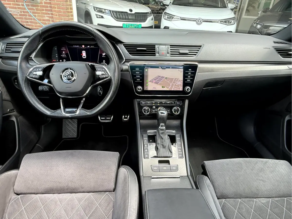1.4 TSI iV Sportline Business Panoramadak, Trekhaak