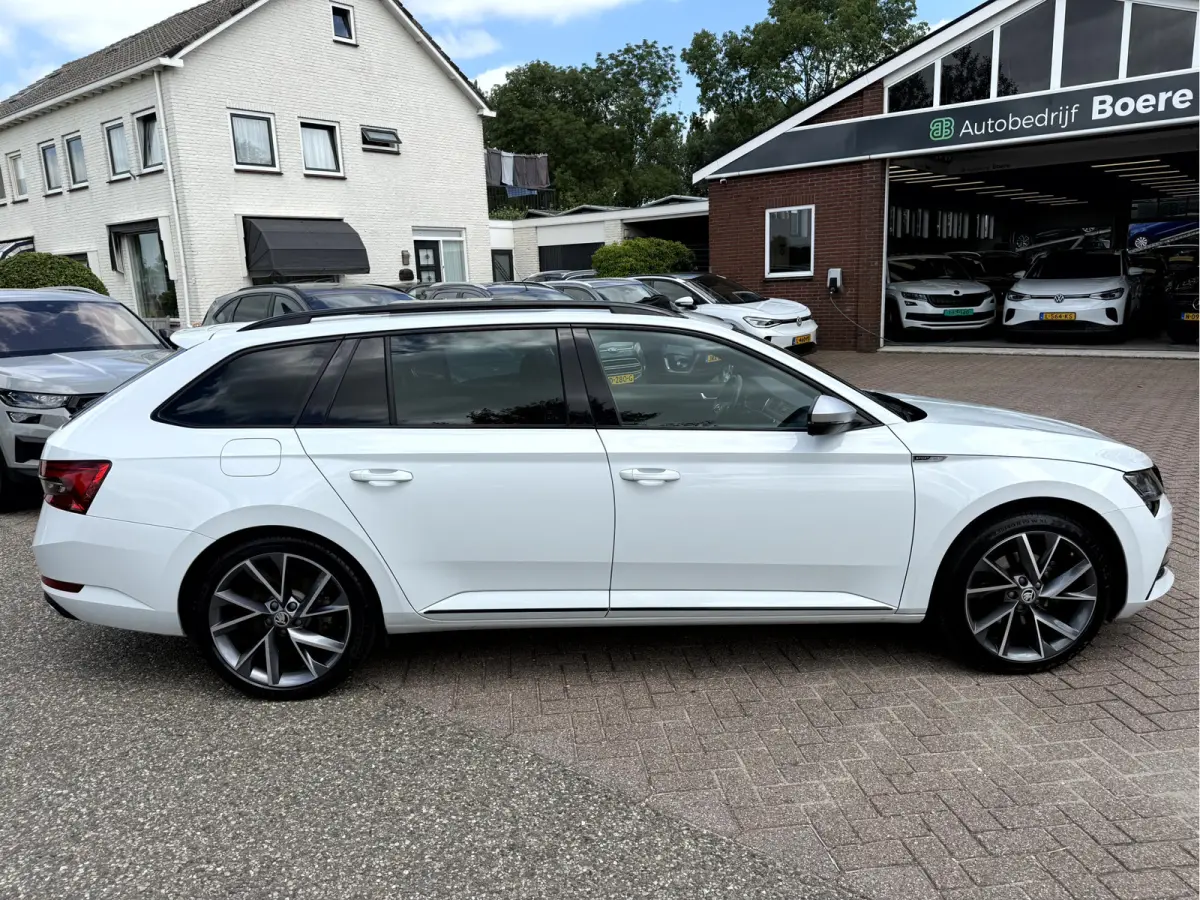 1.4 TSI iV Sportline Business Panoramadak, Trekhaak