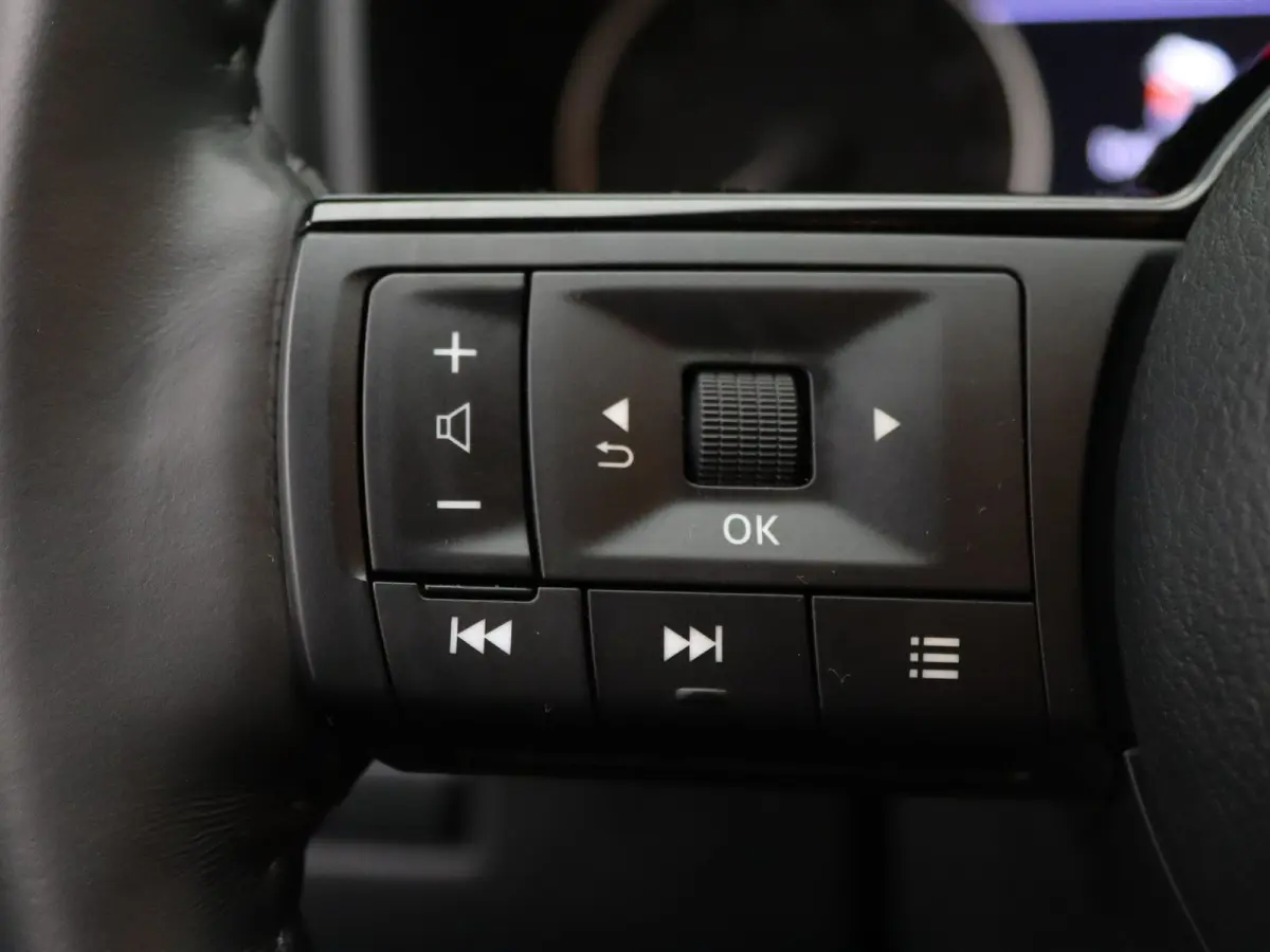 140pk MHEV Business Access Apple Carplay/Android Auto | Climate