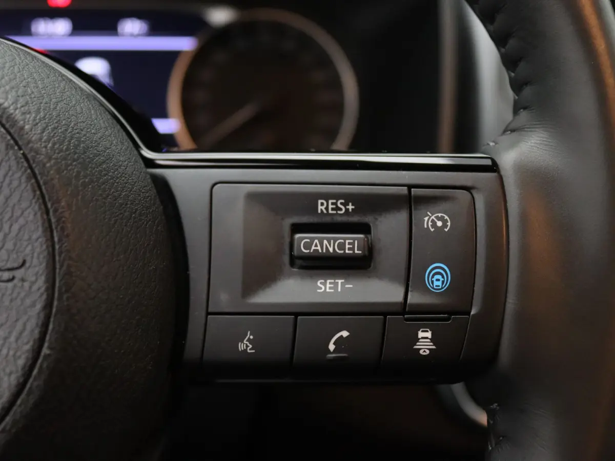140pk MHEV Business Access Apple Carplay/Android Auto | Climate