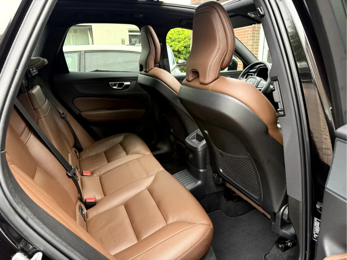 2.0 T6 AWD Business Pro Panoramadak, Trekhaaak, NL. Auto