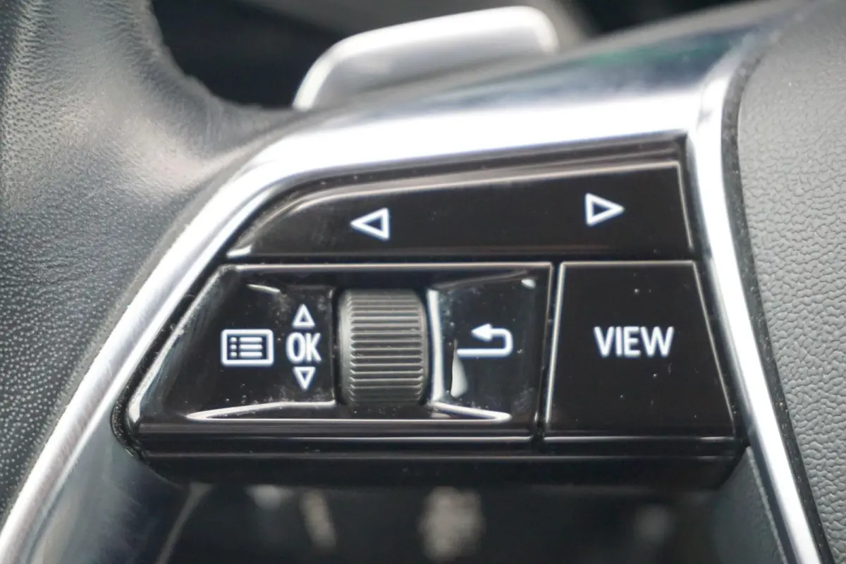 55 408pk Quattro Advanced Edition 95 kWh | Trekhaak | Camera | Smartphone Interface | Ambiente Lichtpakket Plus | Optie Zwart | Trekhaak