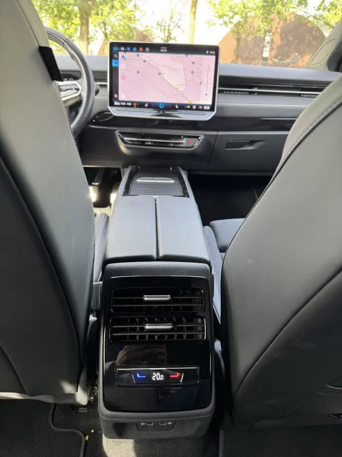 77 kWh Pro Business VAN:47.900,- VOOR: 44.440,- UW HERFSTVOORDEEL:3.460,- SOH 96%| 360 CAMERA | ELEKTRISCHE ACHTERKLEP| DODE HOEK SENSOR | ELEKTRISCHE TREKHAAK | STOEL + STUURVERWARMING + MA