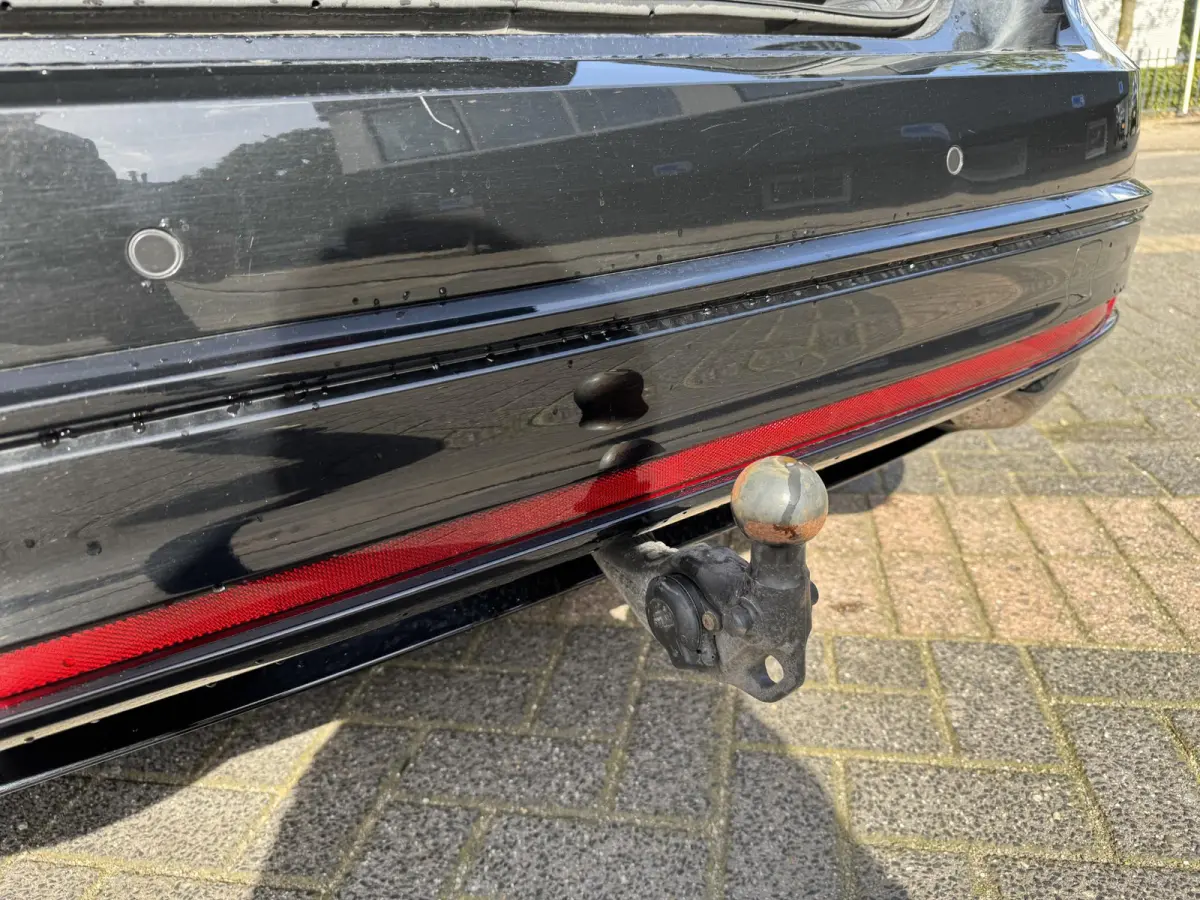 77 kWh Pro Business VAN:47.900,- VOOR: 44.440,- UW HERFSTVOORDEEL:3.460,- SOH 96%| 360 CAMERA | ELEKTRISCHE ACHTERKLEP| DODE HOEK SENSOR | ELEKTRISCHE TREKHAAK | STOEL + STUURVERWARMING + MA