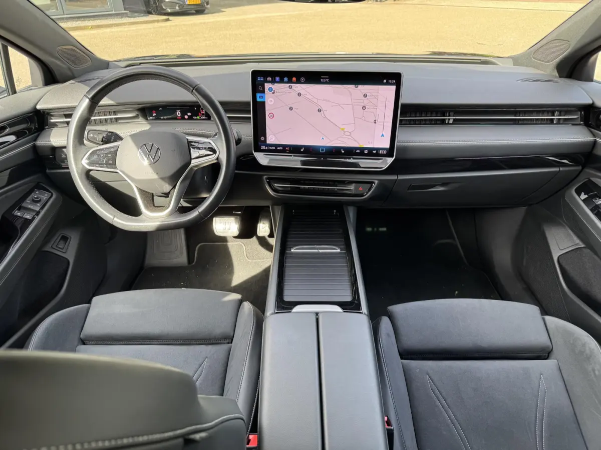 77 kWh Pro Business VAN:47.900,- VOOR: 44.440,- UW HERFSTVOORDEEL:3.460,- SOH 96%| 360 CAMERA | ELEKTRISCHE ACHTERKLEP| DODE HOEK SENSOR | ELEKTRISCHE TREKHAAK | STOEL + STUURVERWARMING + MA