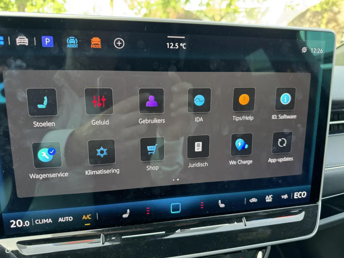 77 kWh Pro Business VAN:47.900,- VOOR: 44.440,- UW HERFSTVOORDEEL:3.460,- SOH 96%| 360 CAMERA | ELEKTRISCHE ACHTERKLEP| DODE HOEK SENSOR | ELEKTRISCHE TREKHAAK | STOEL + STUURVERWARMING + MA