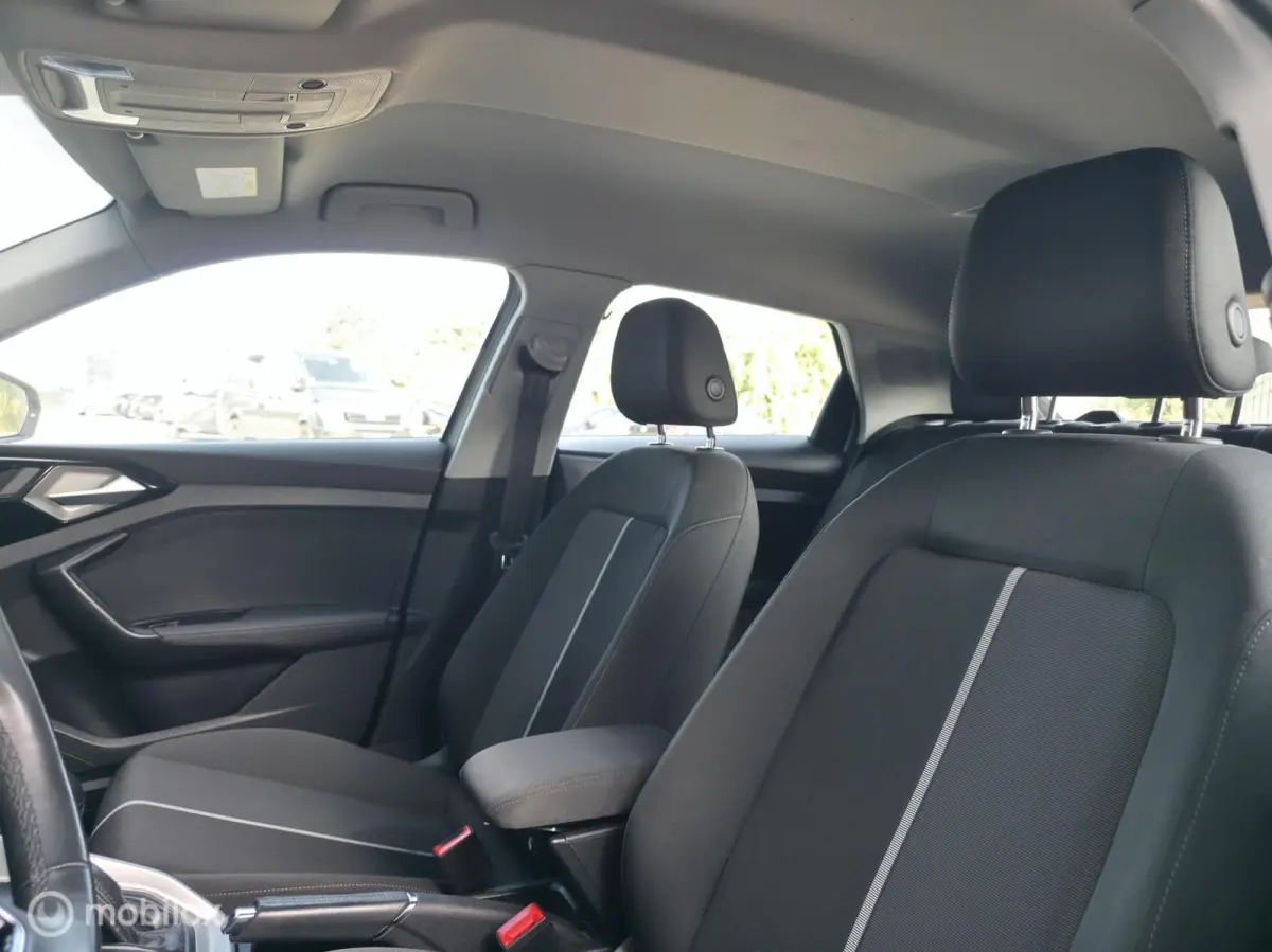 25 TFSI / Camera / Carplay / Virtual