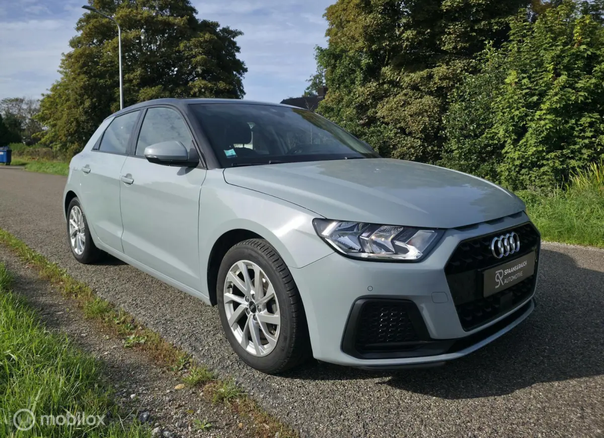 25 TFSI / Camera / Carplay / Virtual