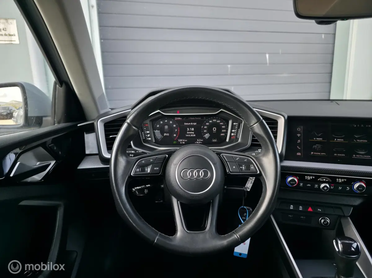 25 TFSI / Camera / Carplay / Virtual