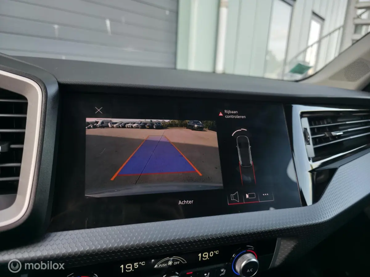 25 TFSI / Camera / Carplay / Virtual