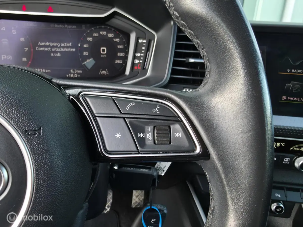 25 TFSI / Camera / Carplay / Virtual
