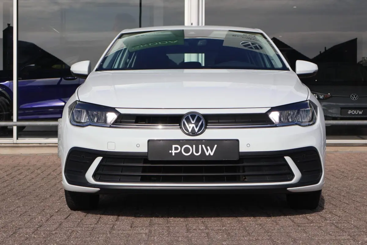 1.0 TSI 95pk Life | Adaptive Cruise | Carplay | PDC | DAB Radio