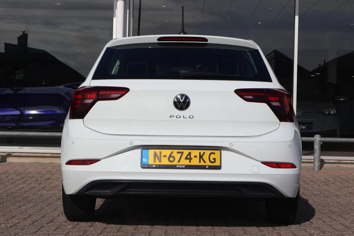 1.0 TSI 95pk Life | Adaptive Cruise | Carplay | PDC | DAB Radio