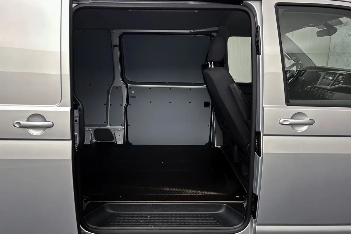 2.0 TDI 150PK DSG L2 | Trekhaak | Dubbel schuifdeur | Camera | Apple Carplay